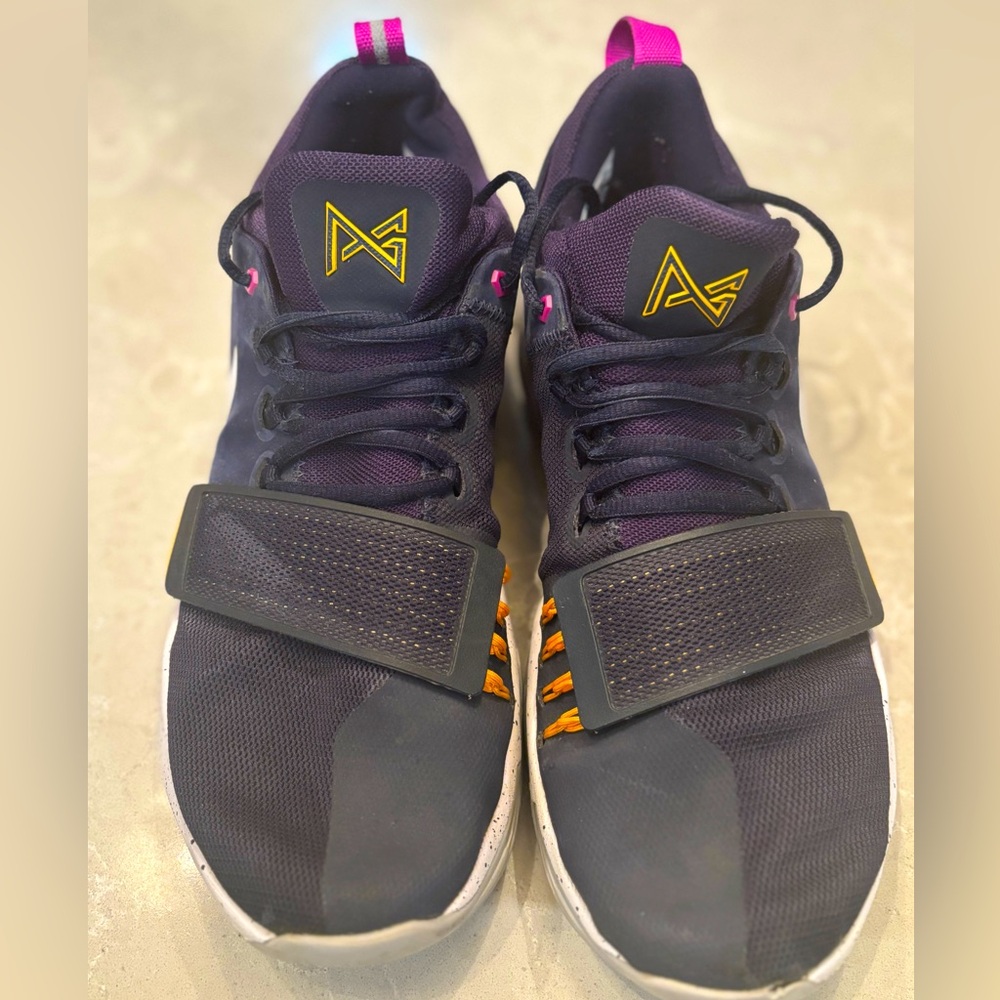 Men’s Nike Basketball PG1 “The Bait” - NAVY - size 10